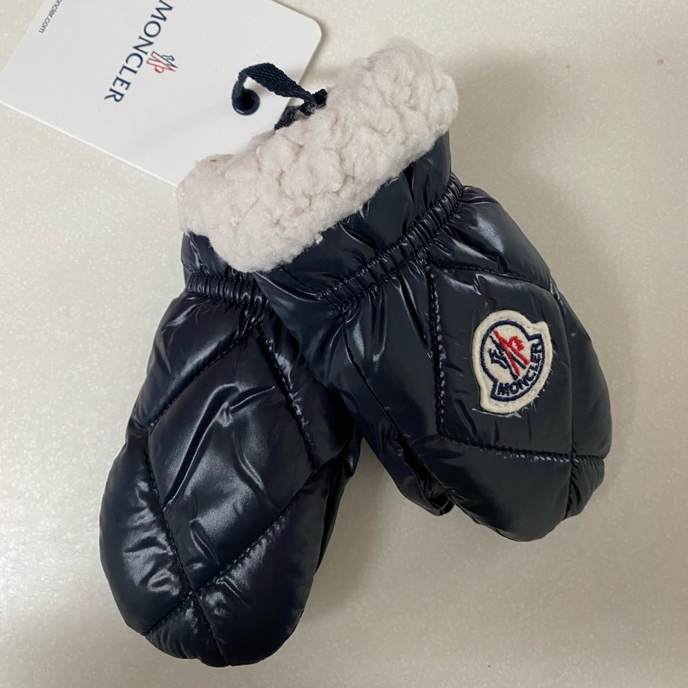 MONCLEAR Moffole Mittens, size XS